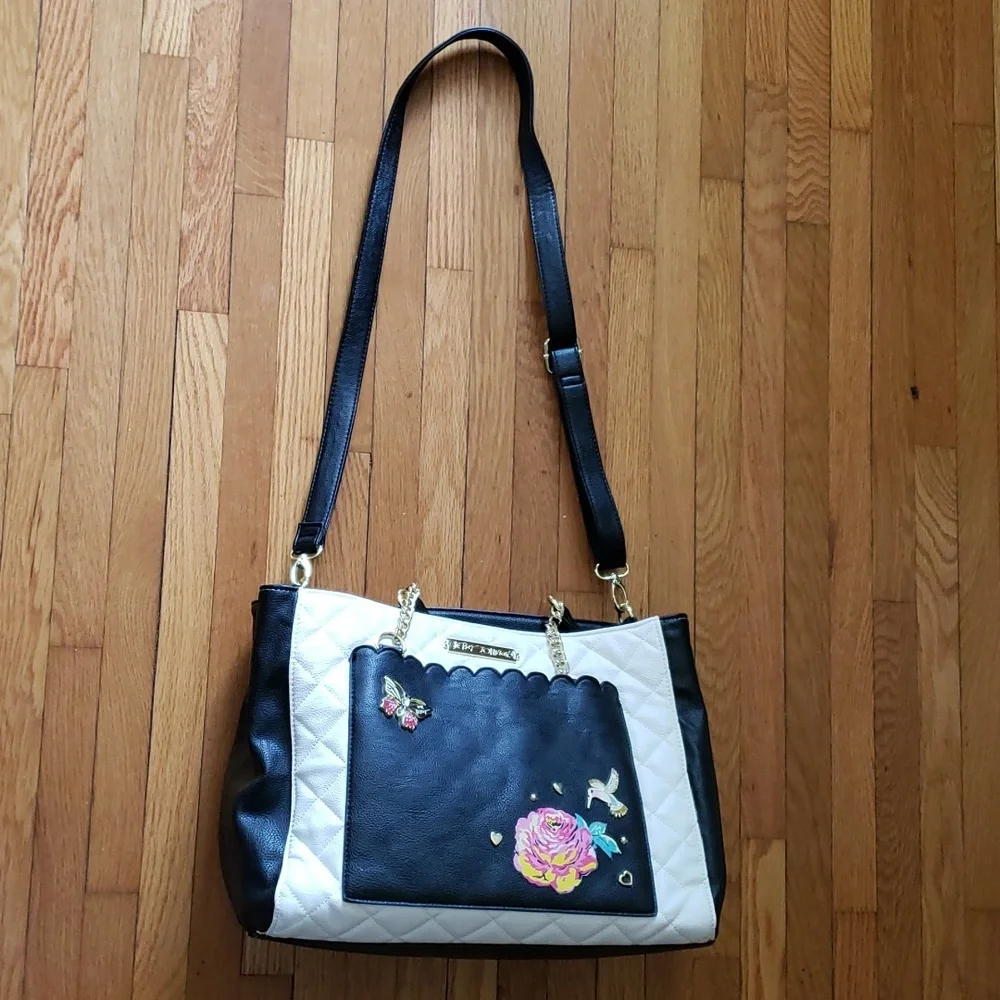 Large Betsey Johnson Bag Convertible  NWOT - Picture 8 of 8